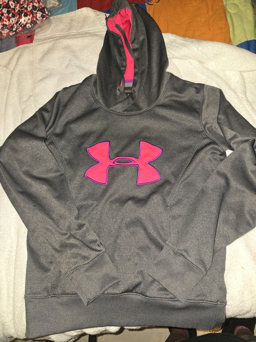 Under Armour Charcoal Gray Pullover Hoodie with Hot Pink Logo Size M